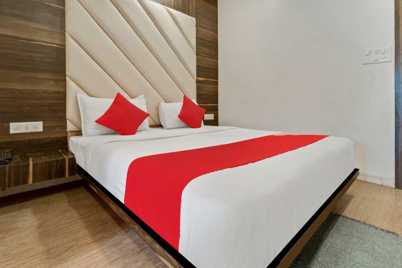 Oyo 47777 Hotel Laxminarayan Aurangābād Extérieur photo